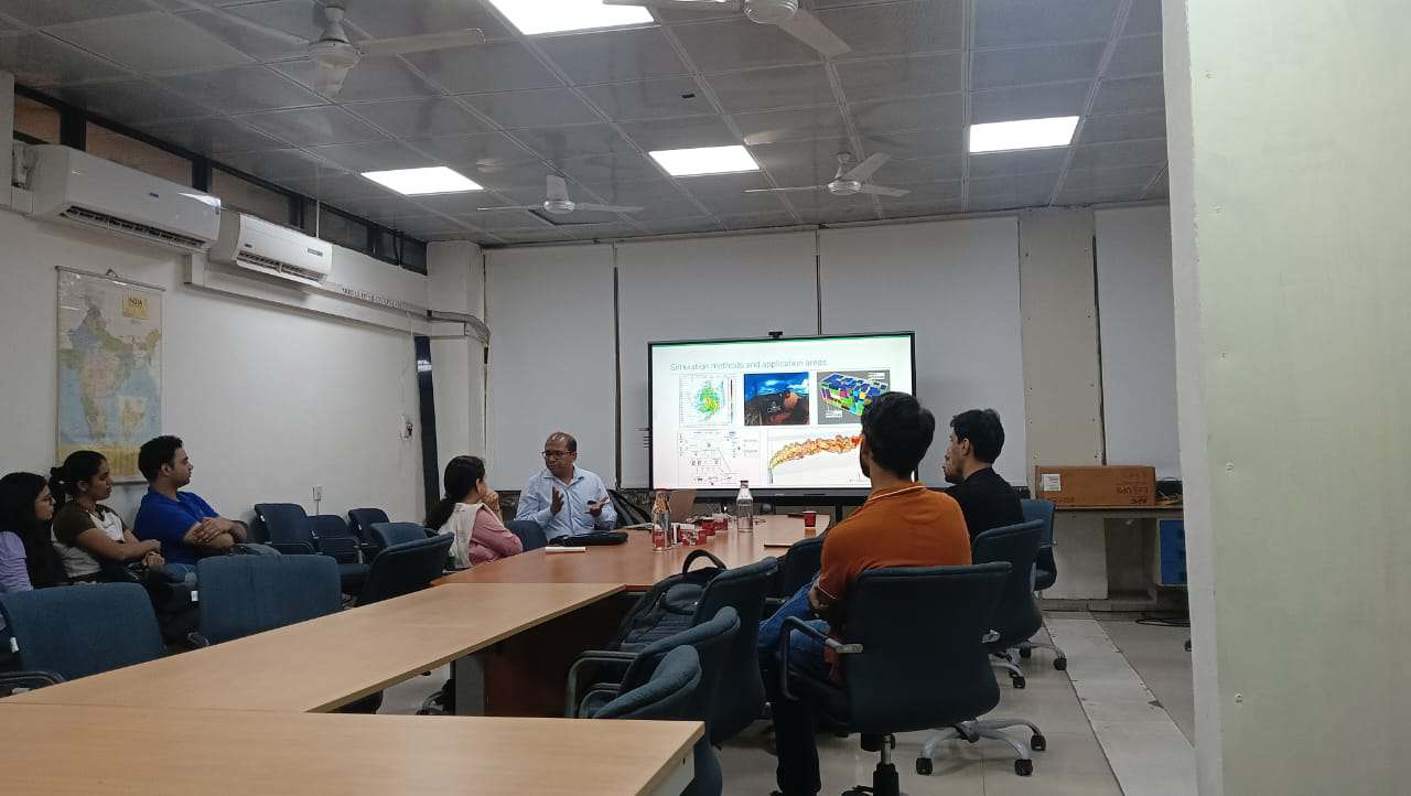 Dr. Boli Chen presenting his seminar on Intelligent Control for Smart and Sustainable Mobility at IIT Delhi
